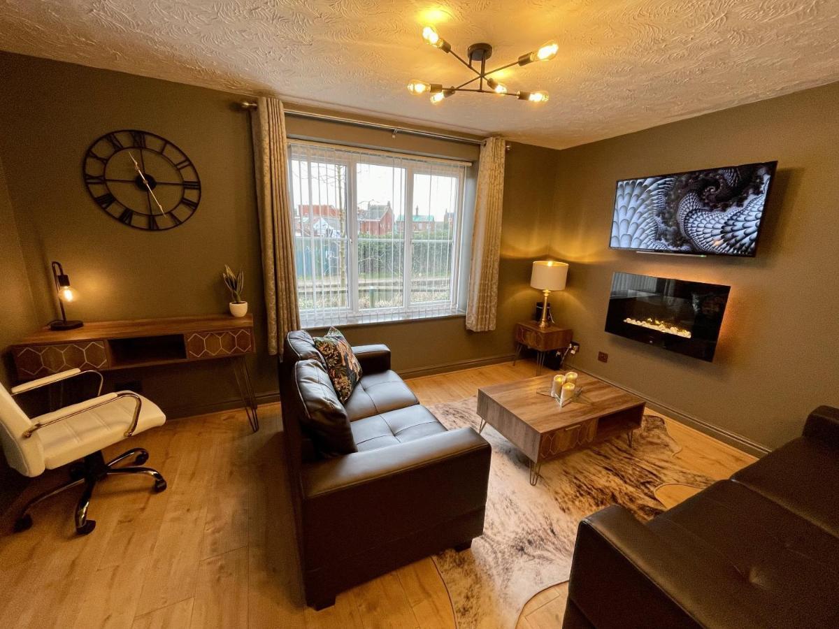 No24 - 2-Bed Boutique Apartment - Hosted By Hutch Lifestyle Leamington Spa Exterior foto